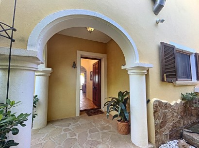 Venta - Villa -
Benitachell - Fresnos