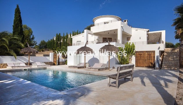 Villa - Resale - Benissa - Pedramala