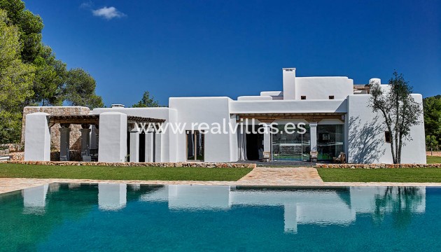 Villa - Resale - Moraira - Benimeit