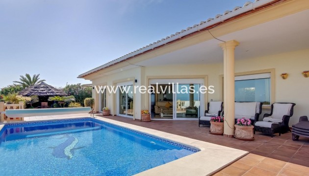 Villa - Resale - Moraira - Benimeit