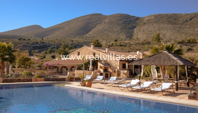 Villa - Venta - Benissa - Partida Vinyent