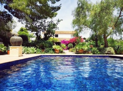 Sale - Country estate -
Benissa