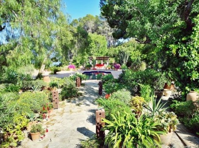 Sale - Country estate -
Benissa