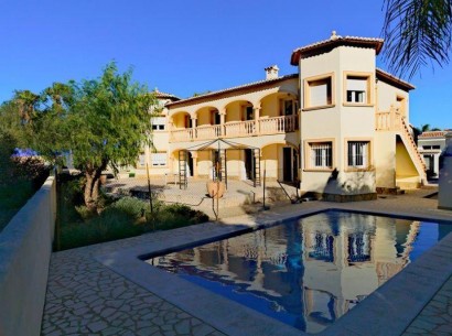 Sale - Villa -
Moraira - Sol Park