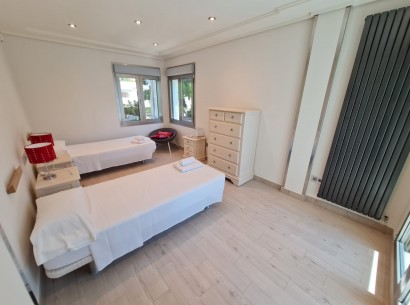 Sale - Chalet -
Calpe - Calalga