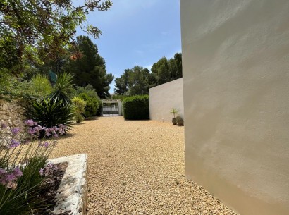 Sale - Villa -
Moraira