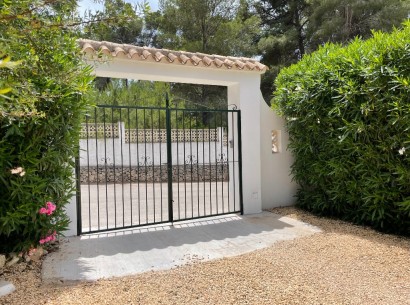 Sale - Villa -
Moraira