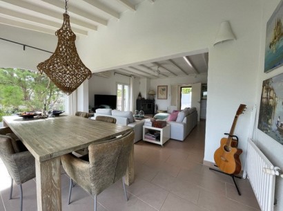 Venta - Villa -
Moraira