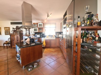 Venta - Villa -
Benissa