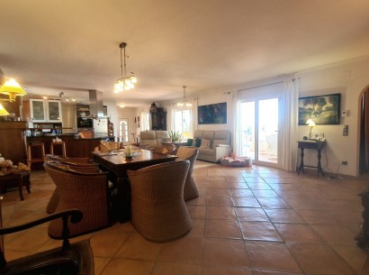 Venta - Villa -
Benissa