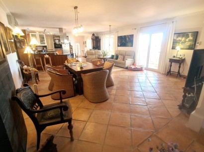 Venta - Villa -
Benissa