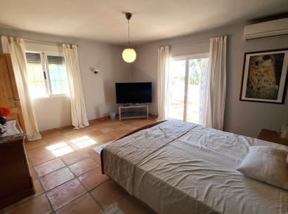 Venta - Villa -
Benissa