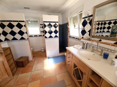 Venta - Villa -
Benissa