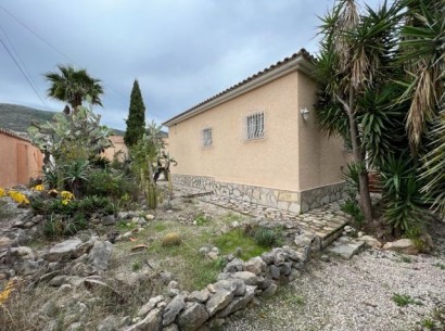 Resale - Country estate -
Jalón