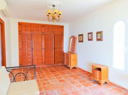 Sale - Villa -
Calpe - Calalga