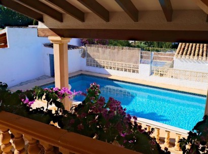 Sale - Villa -
Moraira - Pla del mar