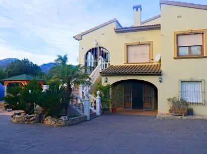 Sale - Villa -
Jalón - Xaló