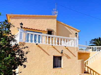 Sale - Villa -
Calpe - Cometa