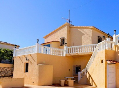 Sale - Villa -
Calpe - Cometa