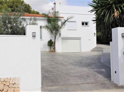 Sale - Villa -
Moraira - San Jaime