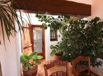 Sale - Bungalow -
Moraira - Portet