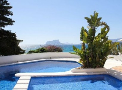 Sale - Bungalow -
Moraira - Portet