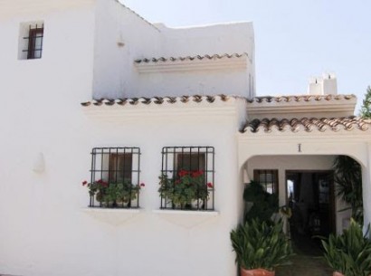 Sale - Bungalow -
Moraira - Portet