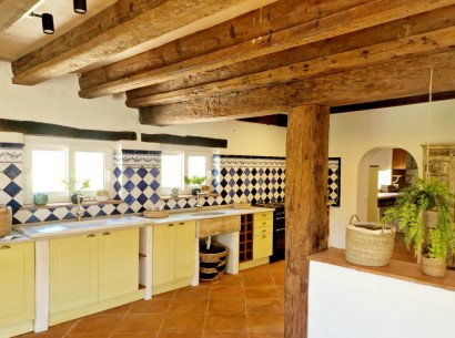 Sale - Country estate -
Benissa