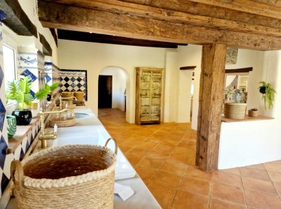 Sale - Country estate -
Benissa