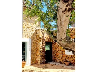Sale - Country estate -
Benissa