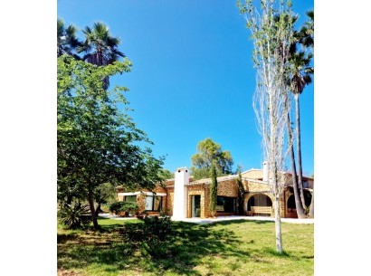 Sale - Country estate -
Benissa