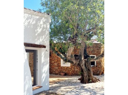 Sale - Country estate -
Benissa