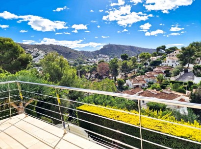 Resale - Chalet -
Moraira - Portet