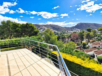 Resale - Chalet -
Moraira - Portet