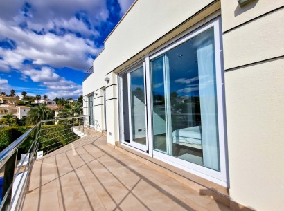 Resale - Chalet -
Moraira - Portet