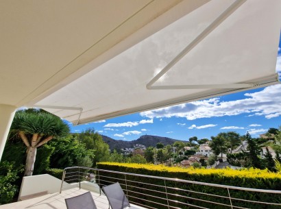 Resale - Chalet -
Moraira - Portet