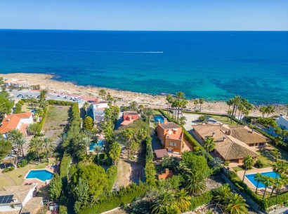 Sale - Chalet -
Jávea - Cala Blanca