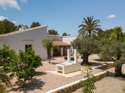 Sale - Country house -
Jávea - La Lluca