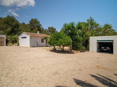 Sale - Country house -
Jávea - La Lluca