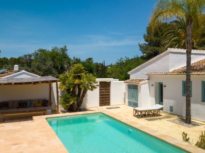 Sale - Country house -
Jávea - La Lluca