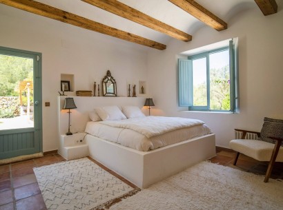 Sale - Country house -
Jávea - La Lluca