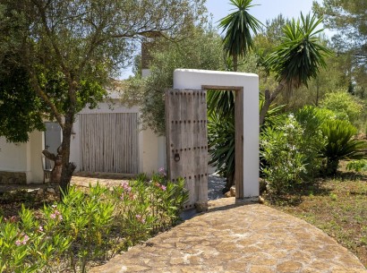 Sale - Country house -
Jávea - La Lluca