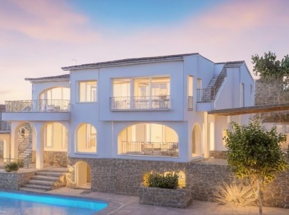 Sale - Villa -
Moraira - El Portet