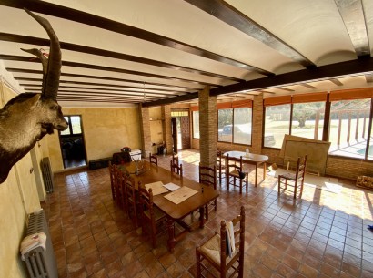 Sale - Finca / Country Property -
Ayora - Valencia