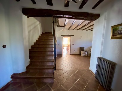 Sale - Finca / Country Property -
Ayora - Valencia