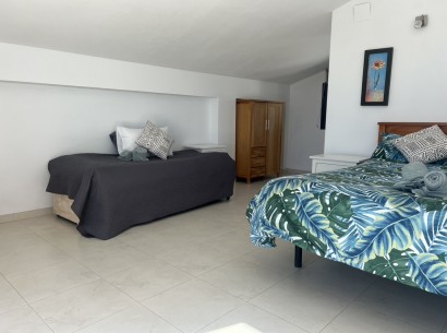 Sale - Villa -
Moraira