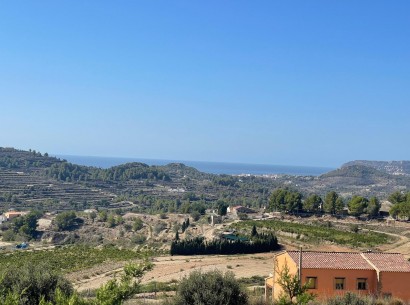 Revente - Finca / Country Property -
Benissa