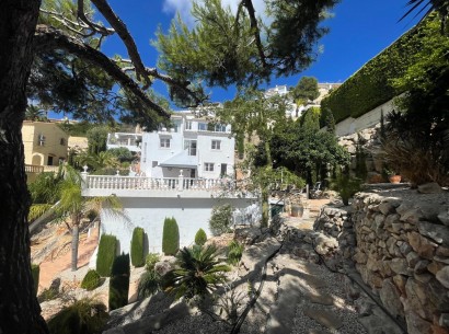 Sale - Villa -
Moraira - El Portet