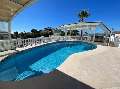 Sale - Villa -
Moraira - La Arnella