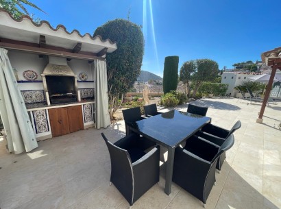 Sale - Villa -
Moraira - La Arnella